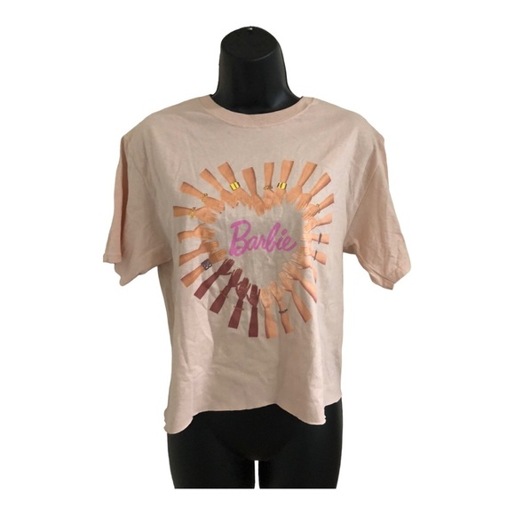 Barbie heart shaped multicultural Barbie hands graphic print tshirt size small - Picture 13 of 16